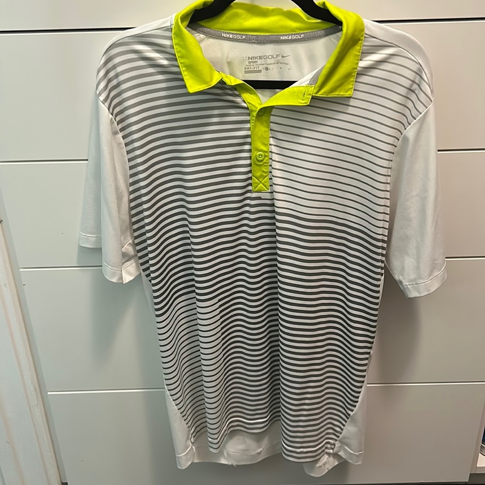 Nike Golf Dri- Fit Shortsleeve shirt- Large